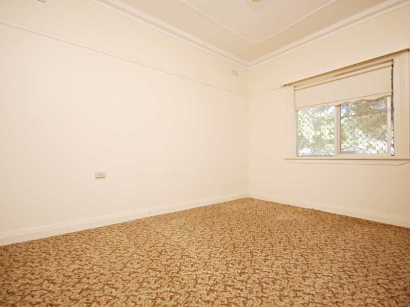 42 Freer Street, Wagga Wagga NSW 2650