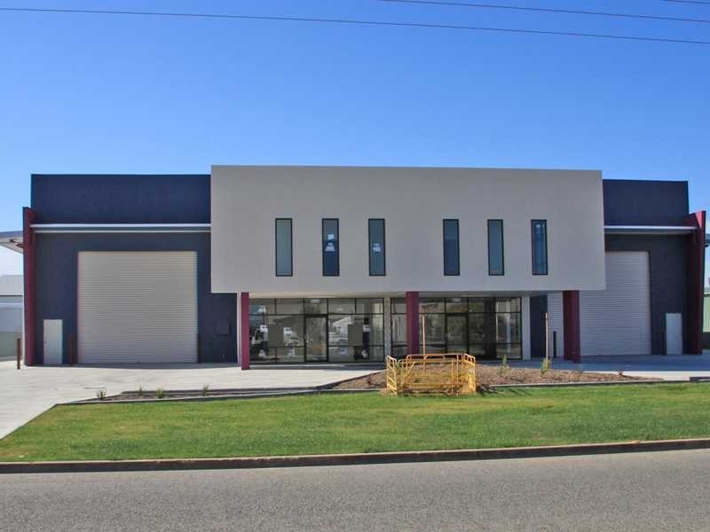 297 Copland Street, Wagga Wagga NSW 2650