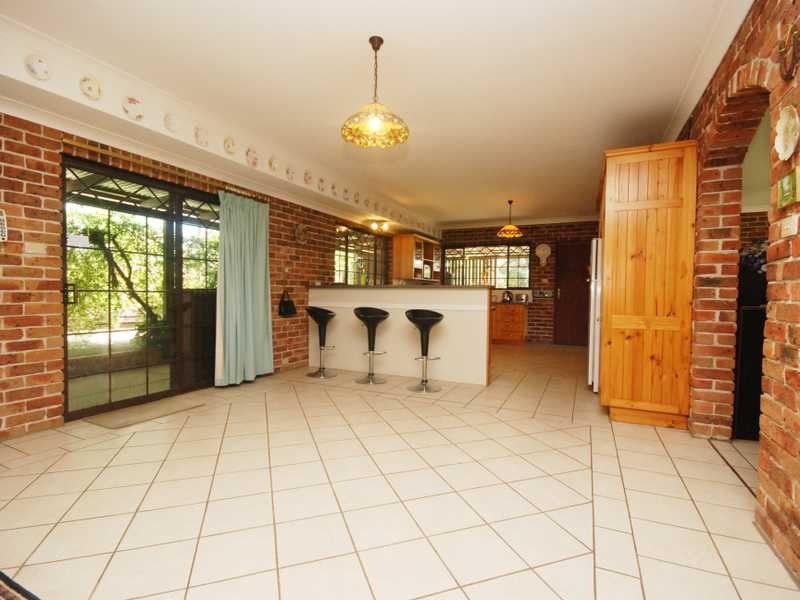 12 Henschke Avenue, Wagga Wagga NSW 2650