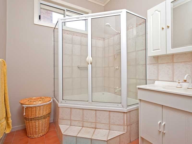 122 Fernleigh Rd, Mount Austin NSW 2650