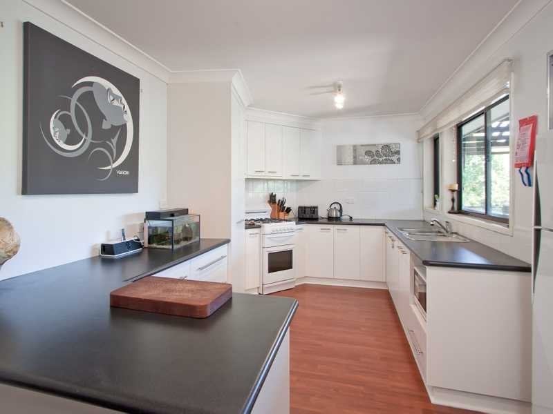 108 Simkin Crescent, Kooringal NSW 2650