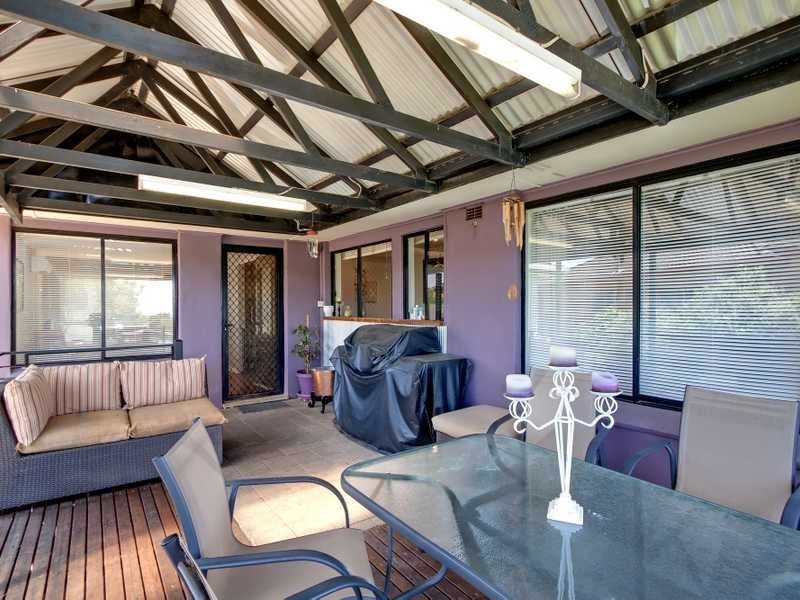 108 Simkin Crescent, Kooringal NSW 2650