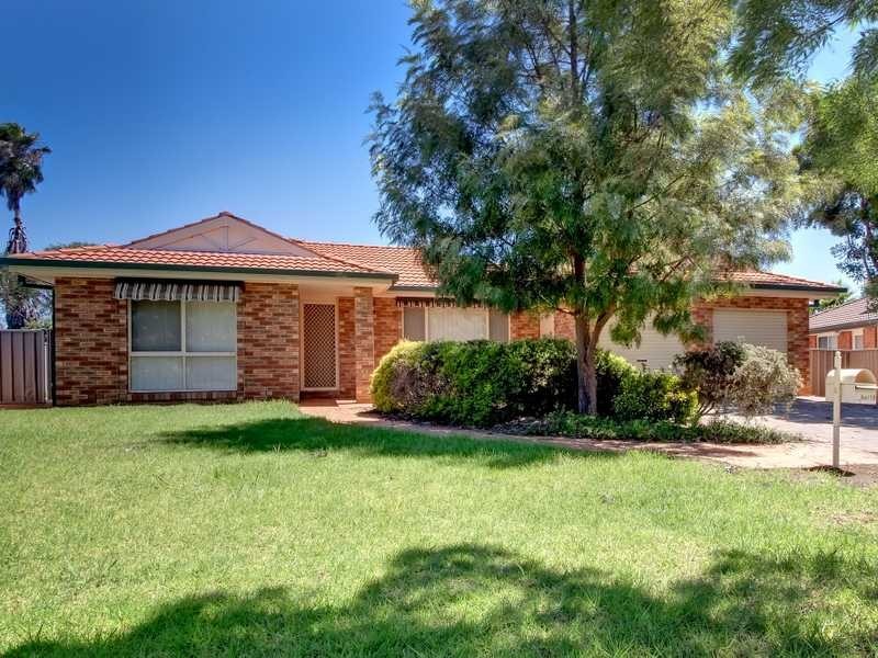 10 Frances Court, Ashmont NSW 2650