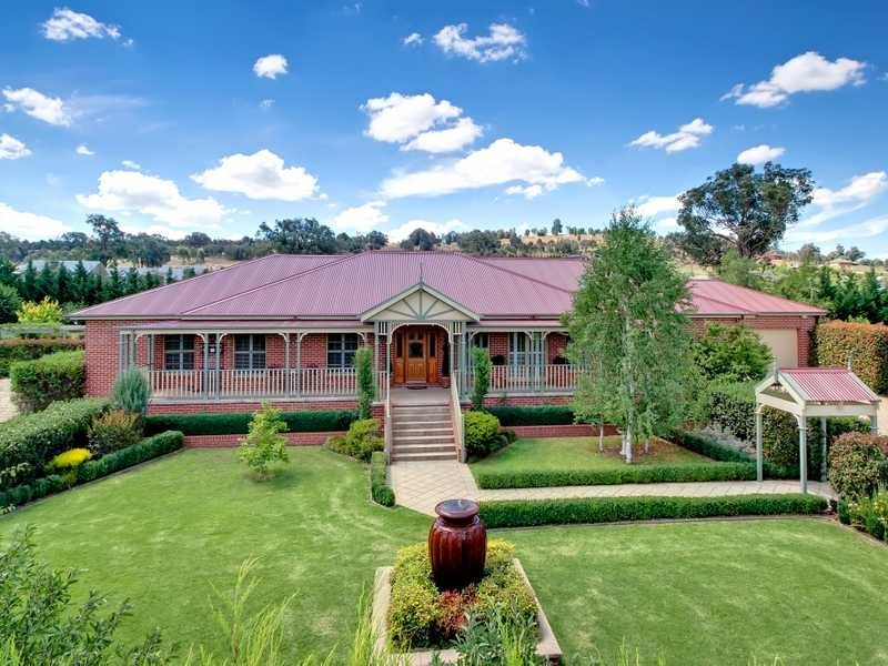 5 Lomatia Place, Wagga Wagga NSW 2650
