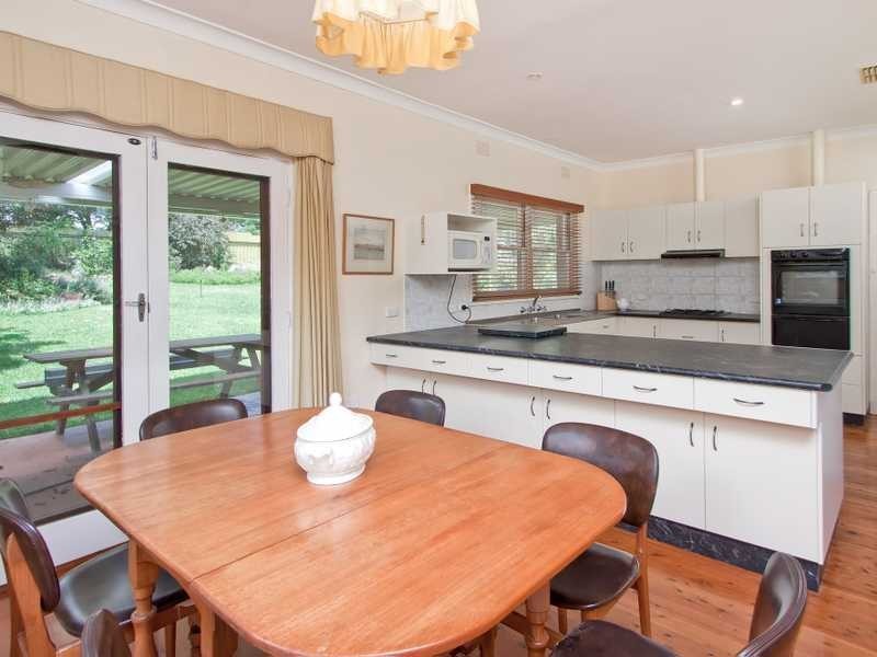 89 Simkin Cres, Kooringal NSW 2650