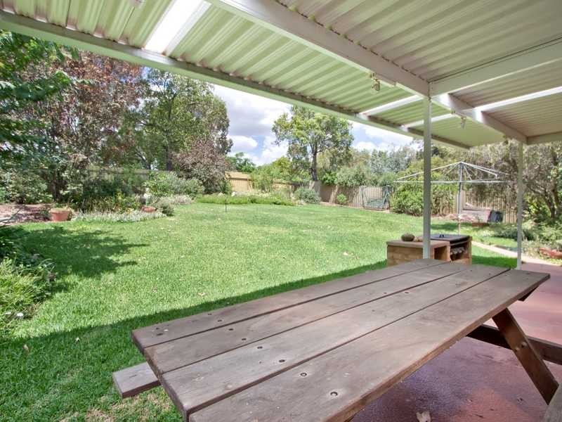 89 Simkin Cres, Kooringal NSW 2650