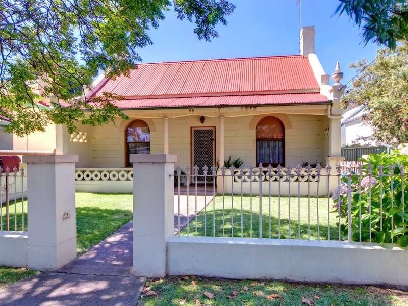 88 Kincaid Street, Wagga Wagga NSW 2650