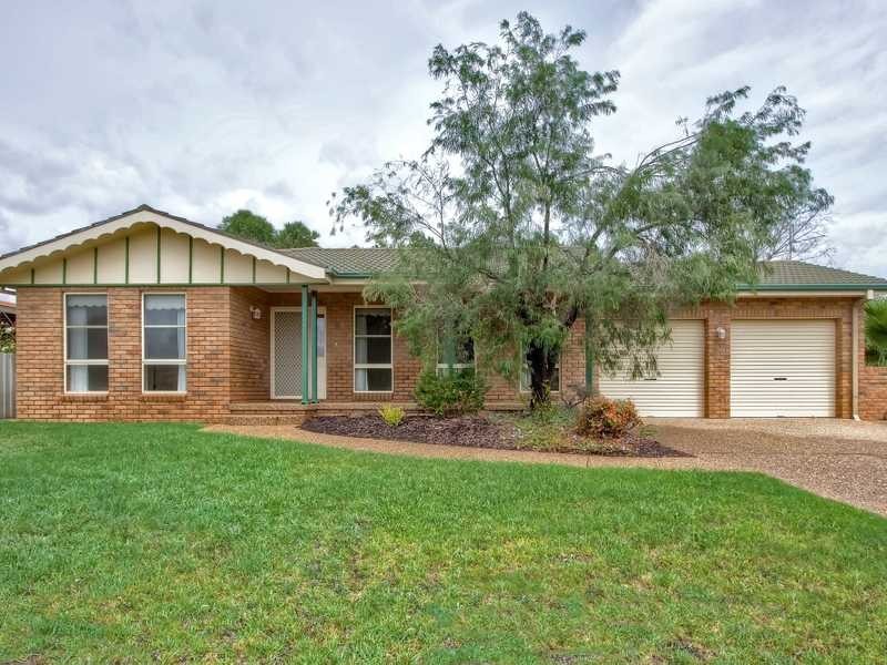 125 Undurra Drive, Glenfield Park NSW 2650