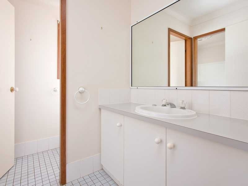 125 Undurra Drive, Glenfield Park NSW 2650