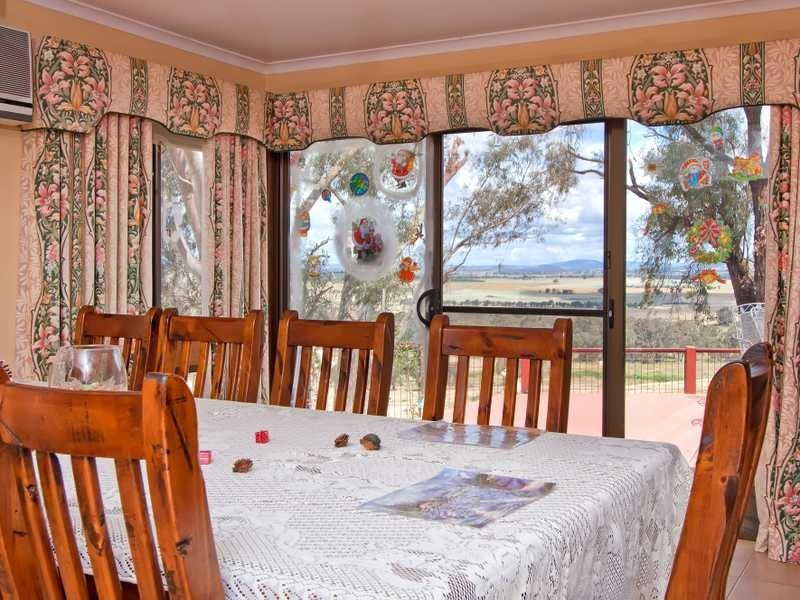 ‘Somerset’ 252 Big Springs Road, Big Springs NSW 2650