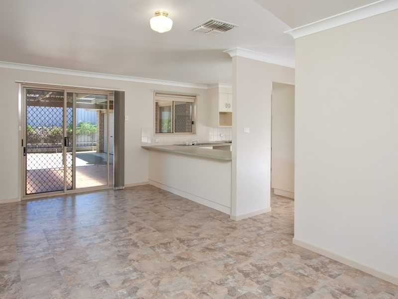 31 Sackville Drive, Forest Hill NSW 2651