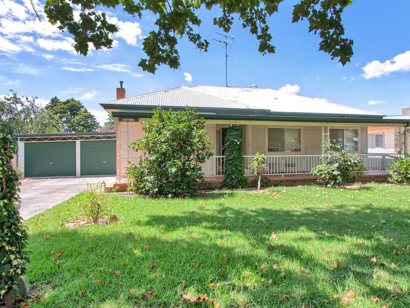 125 Grove Street, Kooringal NSW 2650