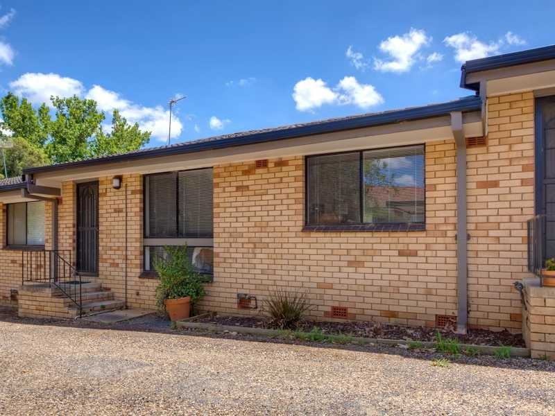 3/7 Halloran Street, Wagga Wagga NSW 2650