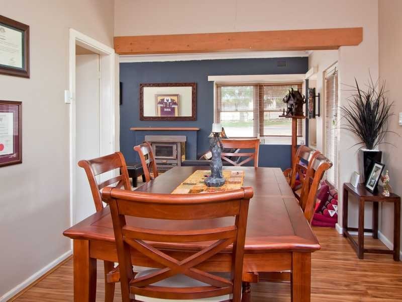 39 Trevor Street, Turvey Park NSW 2650