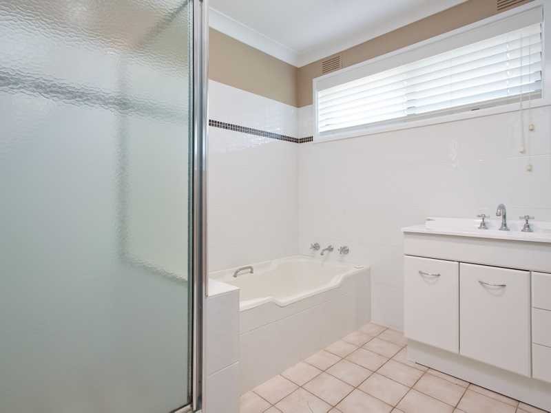 5 Buchhorn Street, Tolland NSW 2650