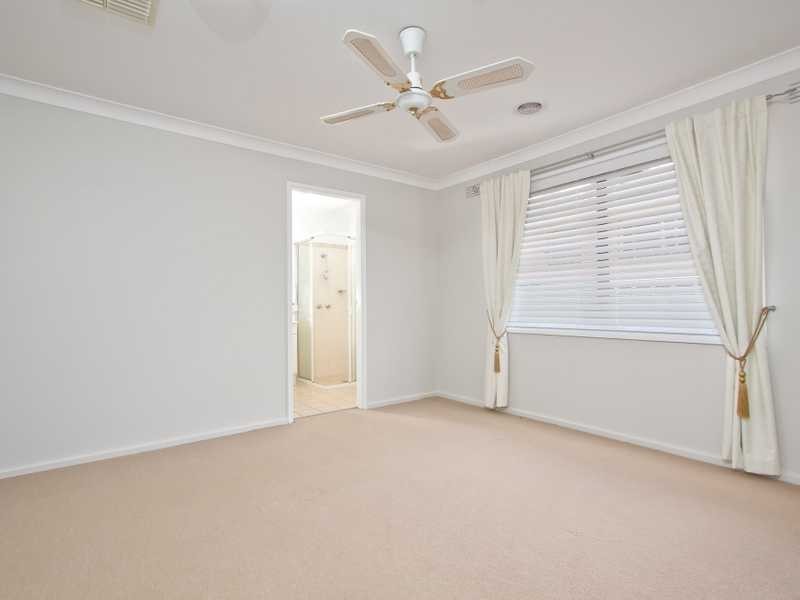 5 Buchhorn Street, Tolland NSW 2650