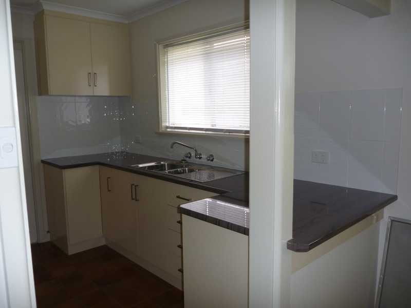 218 Fernleigh Rd, Ashmont NSW 2650