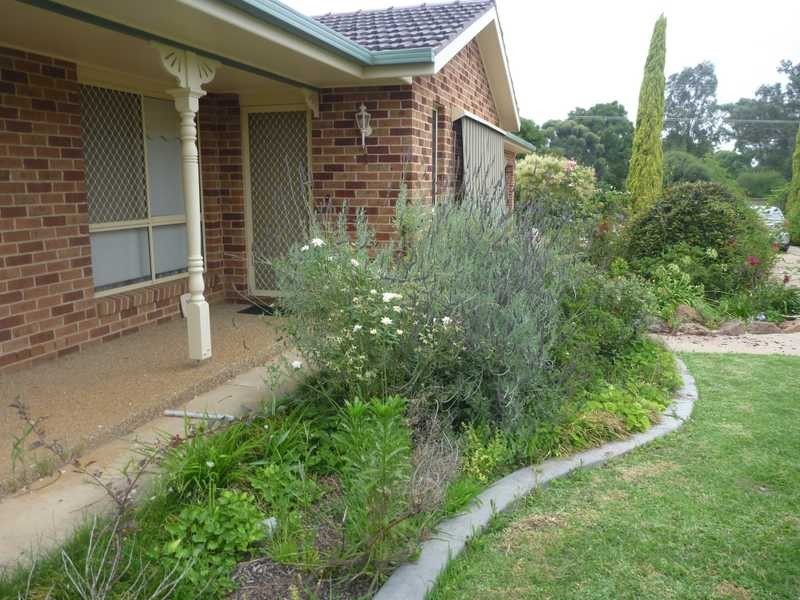 3/7 Barwon Place, Tatton NSW 2650