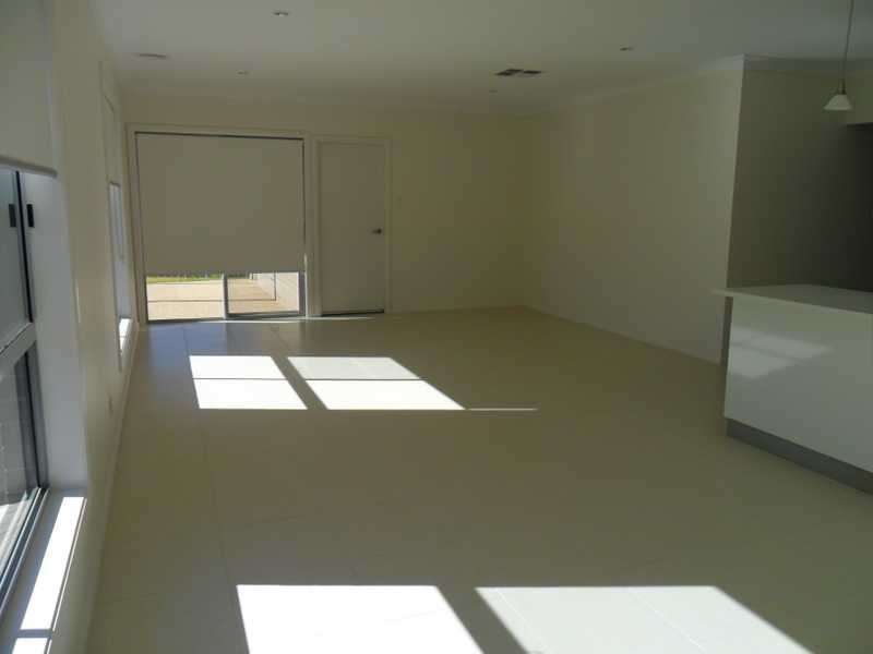 1/9 Clarence Place, Tatton NSW 2650