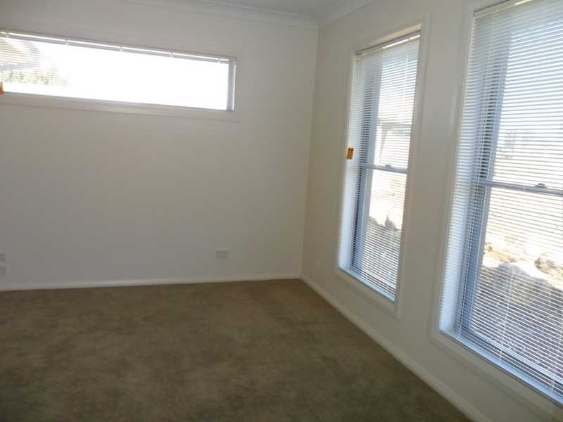 1/9 Clarence Place, Tatton NSW 2650