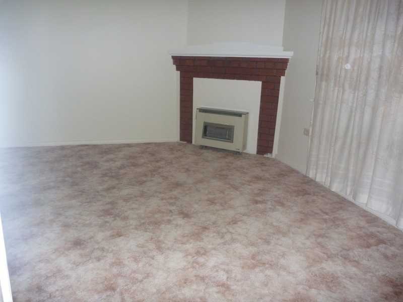 16 Darlow Street, Wagga Wagga NSW 2650