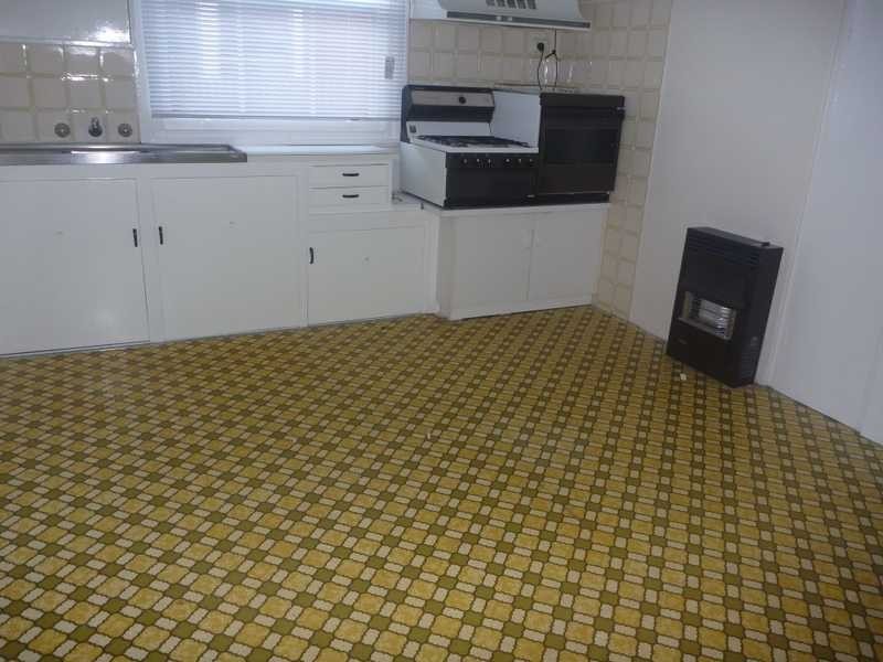 16 Darlow Street, Wagga Wagga NSW 2650