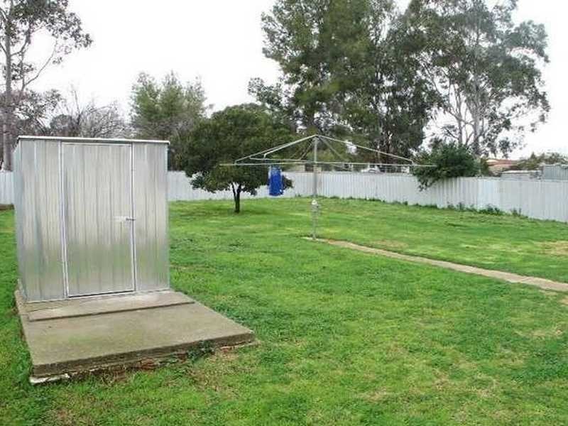 19 Adams Street, Wagga Wagga NSW 2650