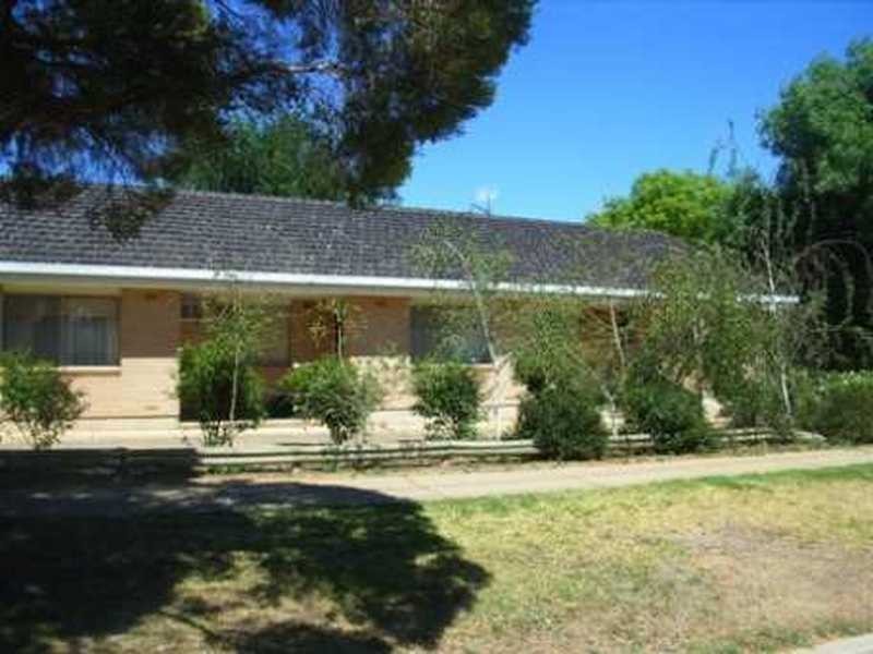 2/1 Raye Street, Tolland NSW 2650