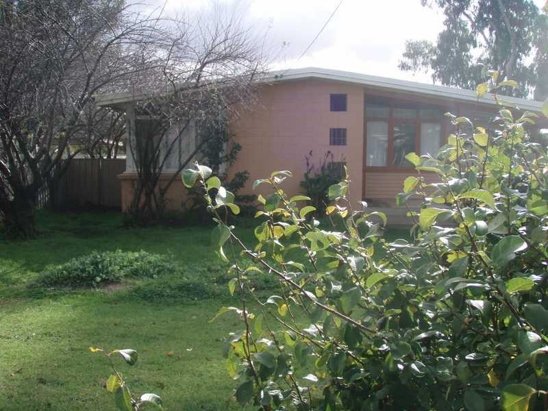 7 Sepik Road, Ashmont NSW 2650