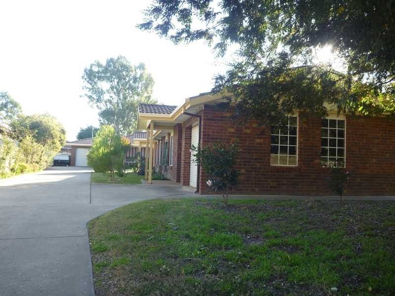 2/5 Nurrung Street, Wagga Wagga NSW 2650