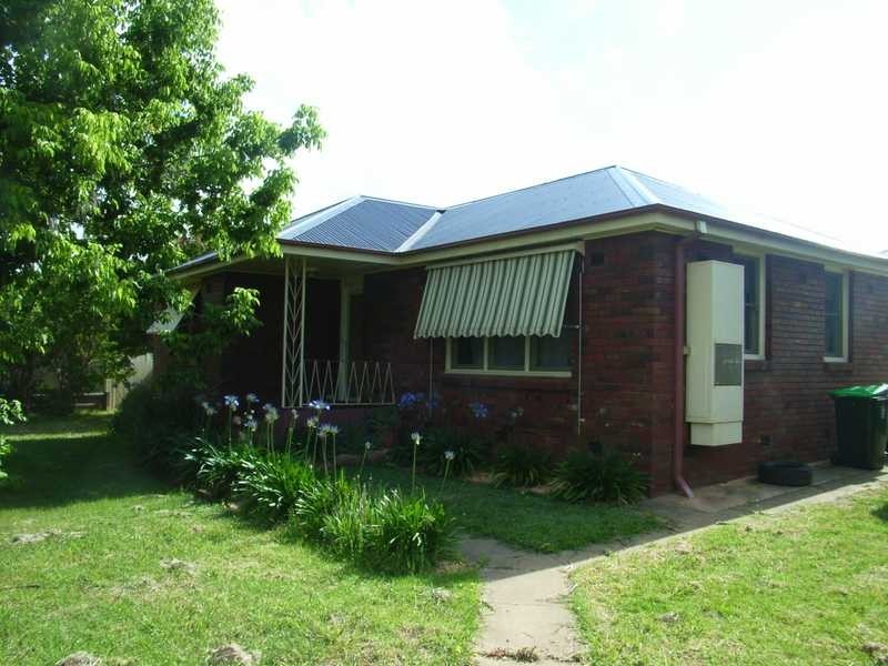 123 Bourke Street, Wagga Wagga NSW 2650