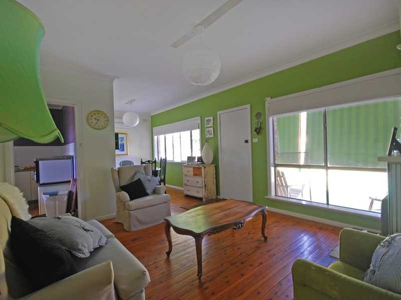 75 Grove Street, Kooringal NSW 2650