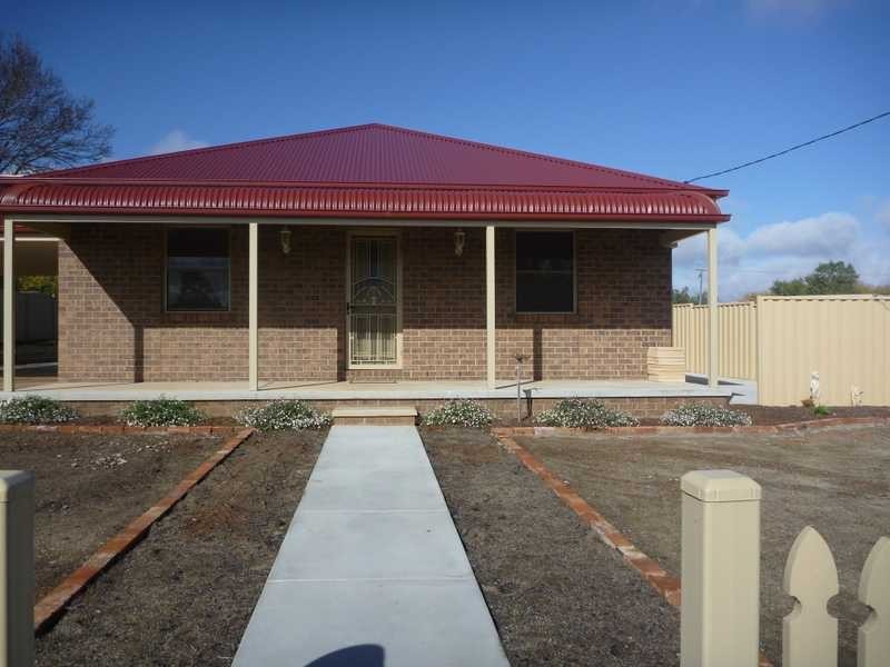 3 Stinson Street, Coolamon NSW 2701