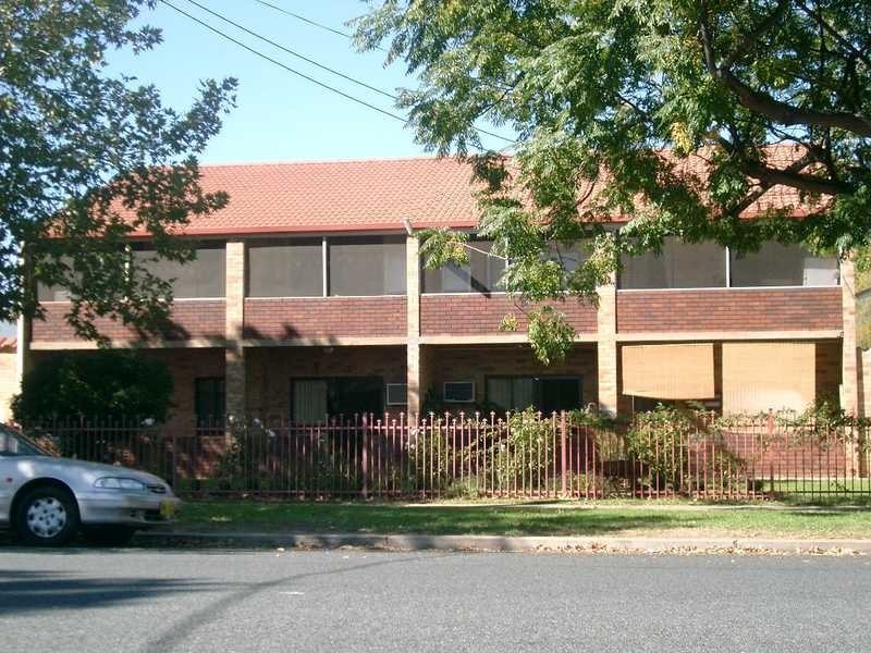 Unit 10/64-68 Crampton Street, Wagga Wagga NSW 2650