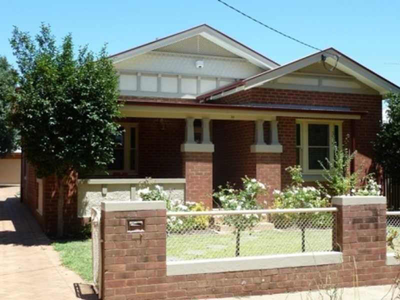 18 Lindsay, Wagga Wagga NSW 2650