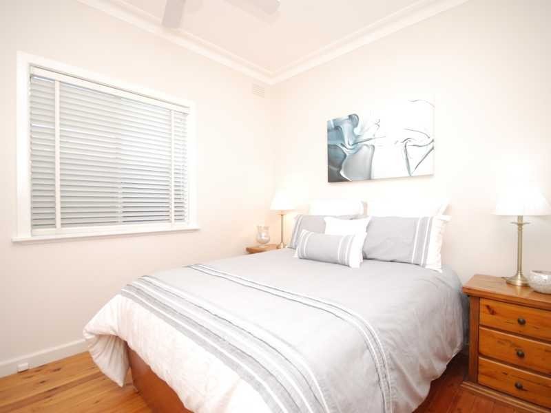 61 White Avenue, Wagga Wagga NSW 2650