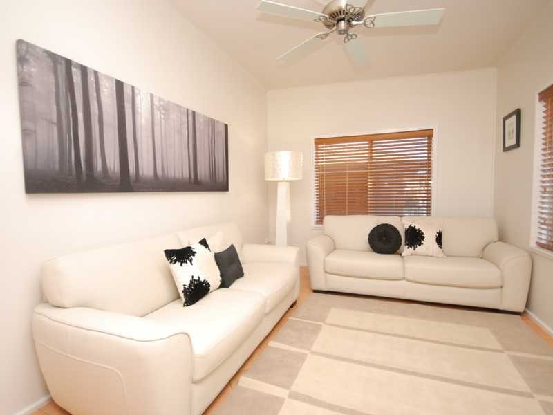 61 White Avenue, Wagga Wagga NSW 2650