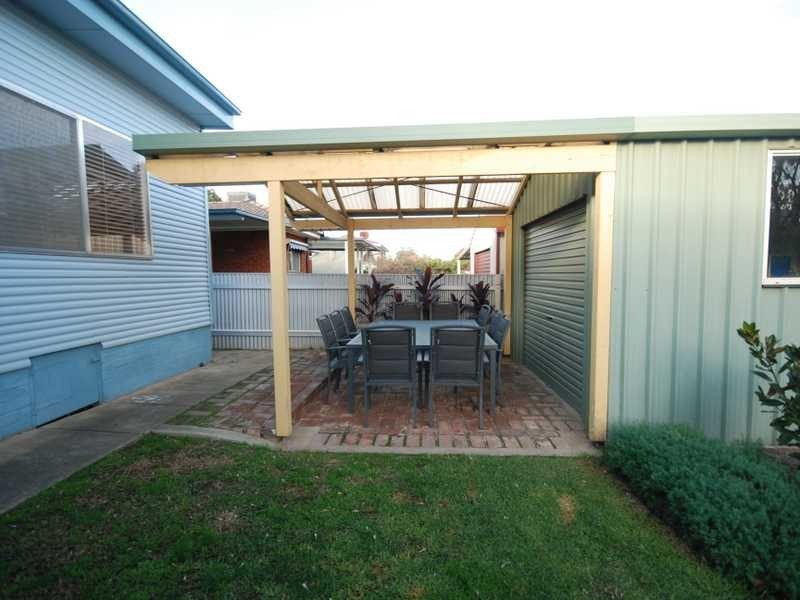 61 White Avenue, Wagga Wagga NSW 2650