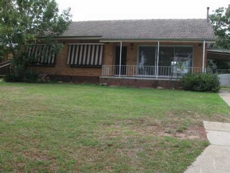 23 Nixon Crescent, Wagga Wagga NSW 2650