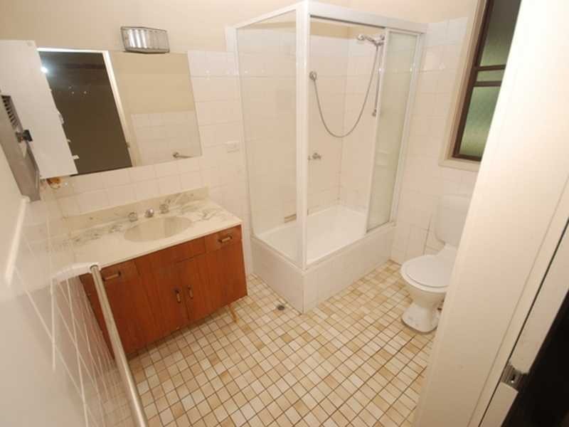6 Rhoda Avenue, Wagga Wagga NSW 2650