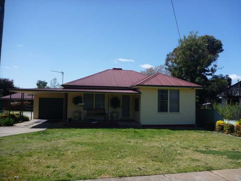 1/29 The Boulevarde, Kooringal NSW 2650