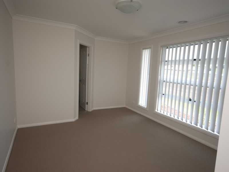 11 Murndal Place, Wagga Wagga NSW 2650