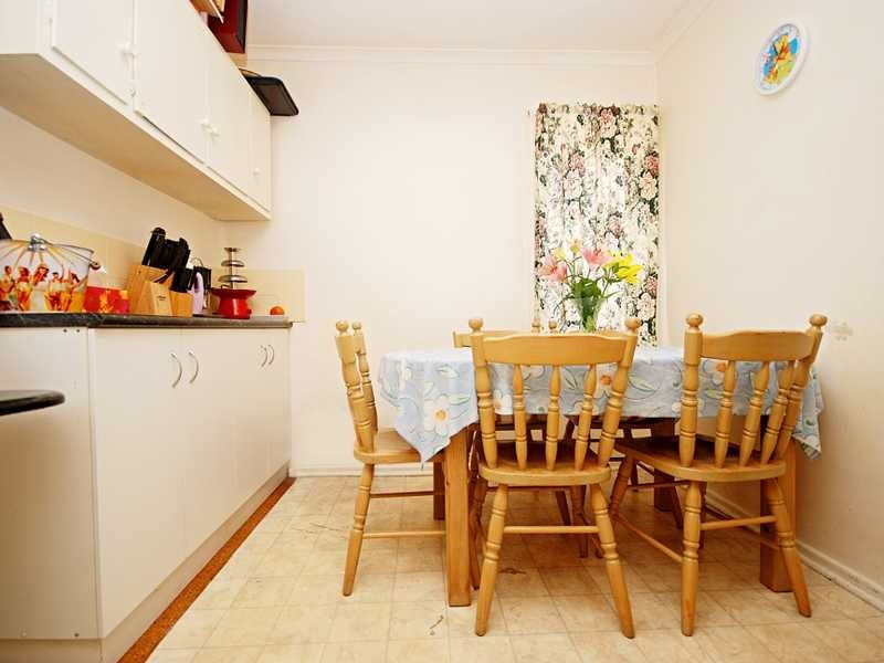 41 Chifley Crescent, Wagga Wagga NSW 2650