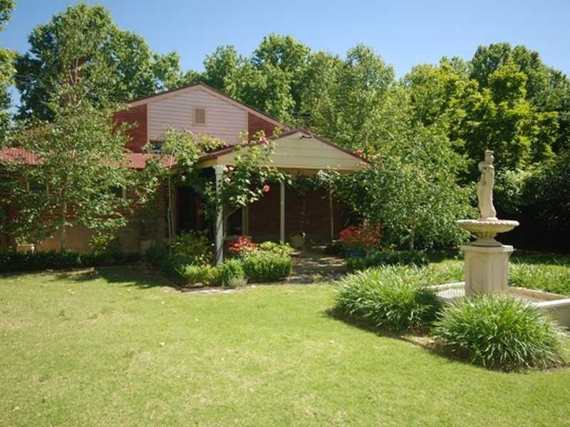 106 Gurwood Street, Wagga Wagga NSW 2650