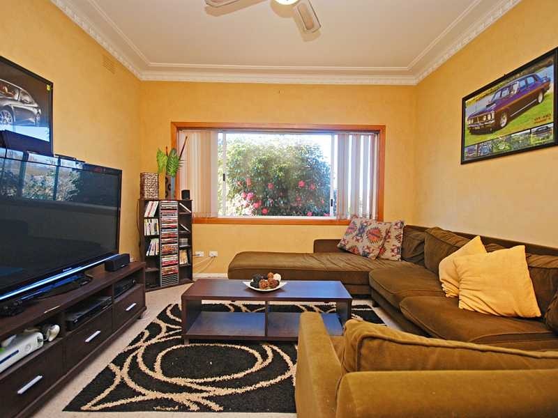122 Meadow Street, Kooringal NSW 2650