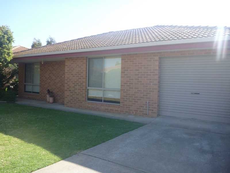 7/2 Leena Place, Wagga Wagga NSW 2650