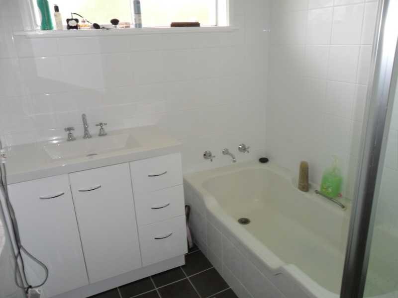 114 Simkin Crescent, Kooringal NSW 2650