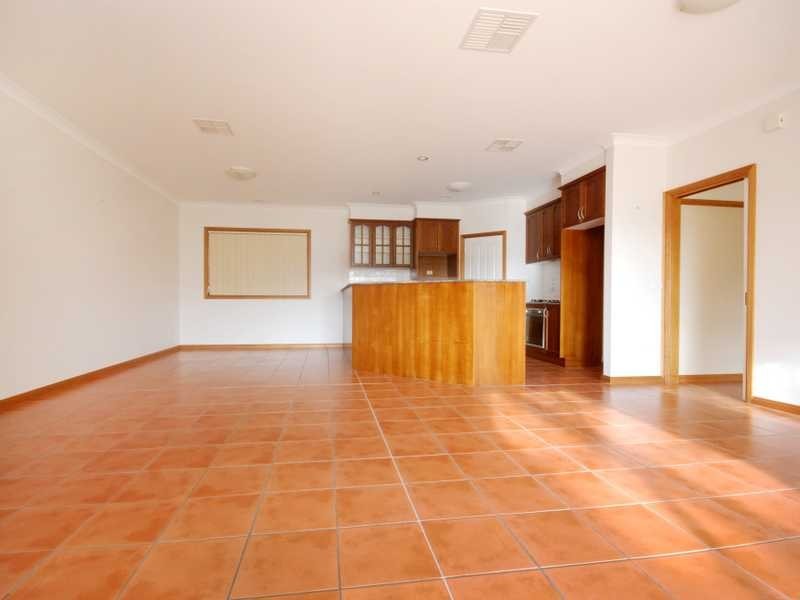 43 Tamar Drive, Tatton NSW 2650
