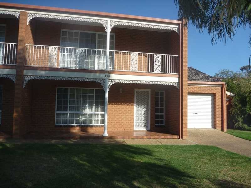 158 Gurwood Street, Wagga Wagga NSW 2650