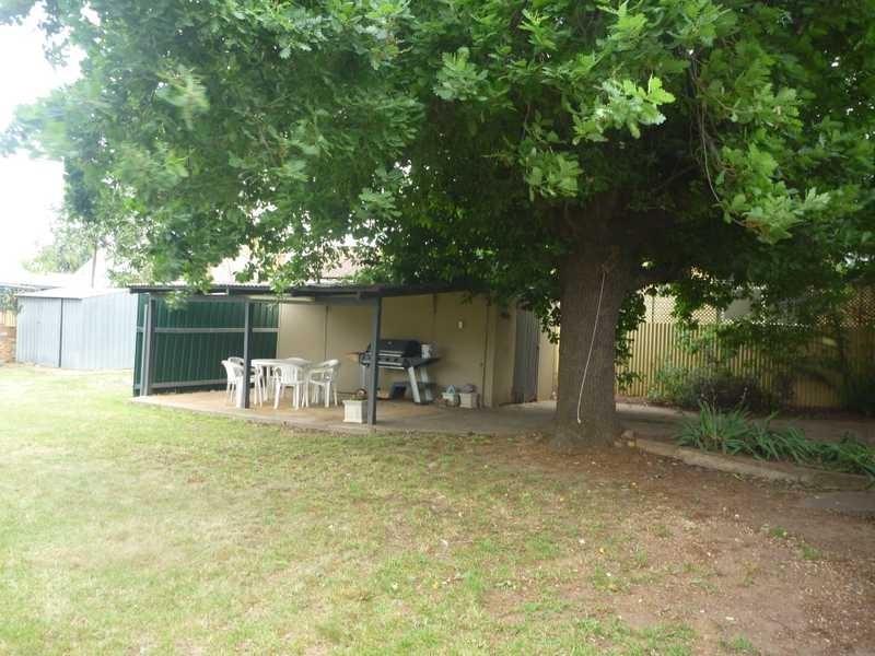 10 Turner Street, Turvey Park NSW 2650